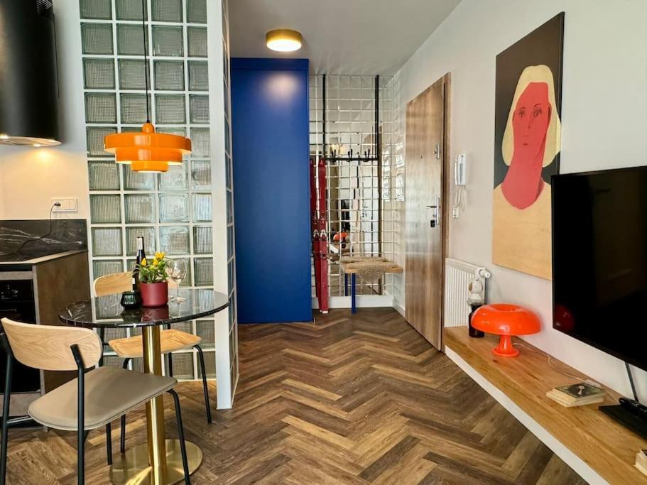 Art & Sunski Studio Z Garazem Podziemnym Krynica Zdroj Buitenkant foto