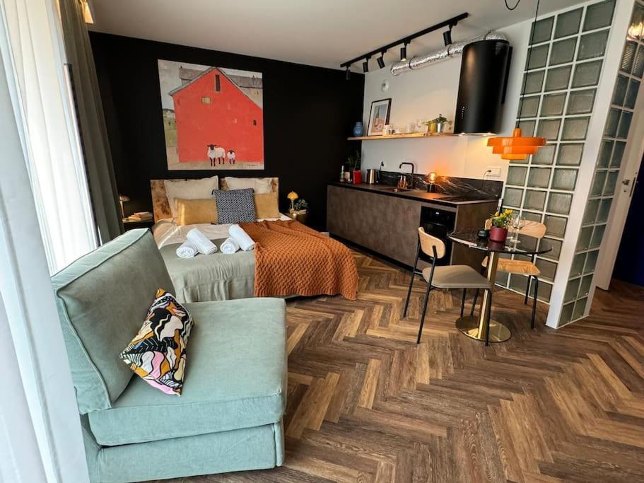 Art & Sunski Studio Z Garazem Podziemnym Krynica Zdroj Buitenkant foto